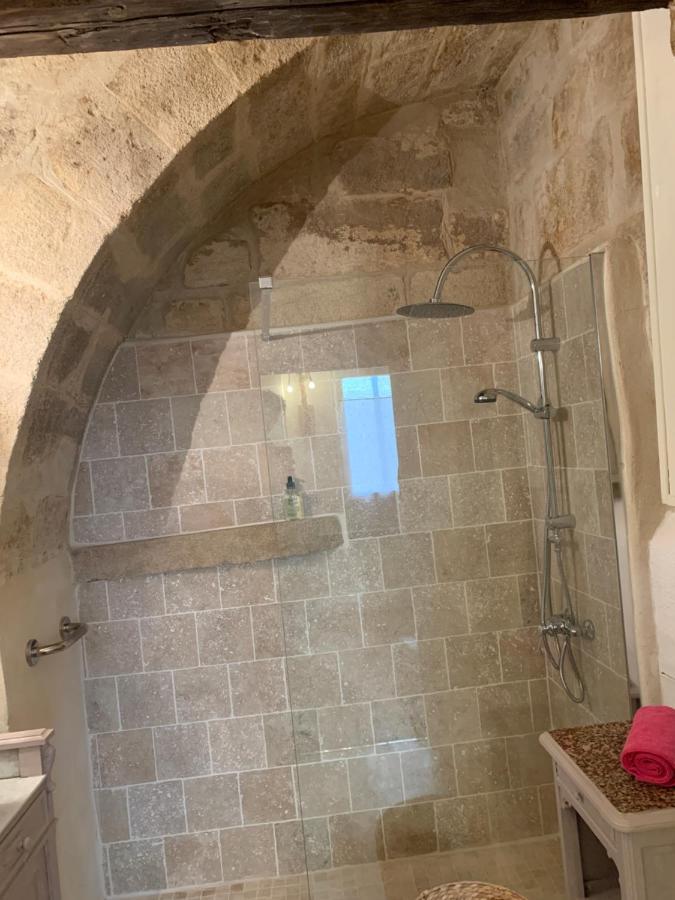 Appartement De Charme Dans Le Coeur Historique D'Uzes Uzès Exterior foto