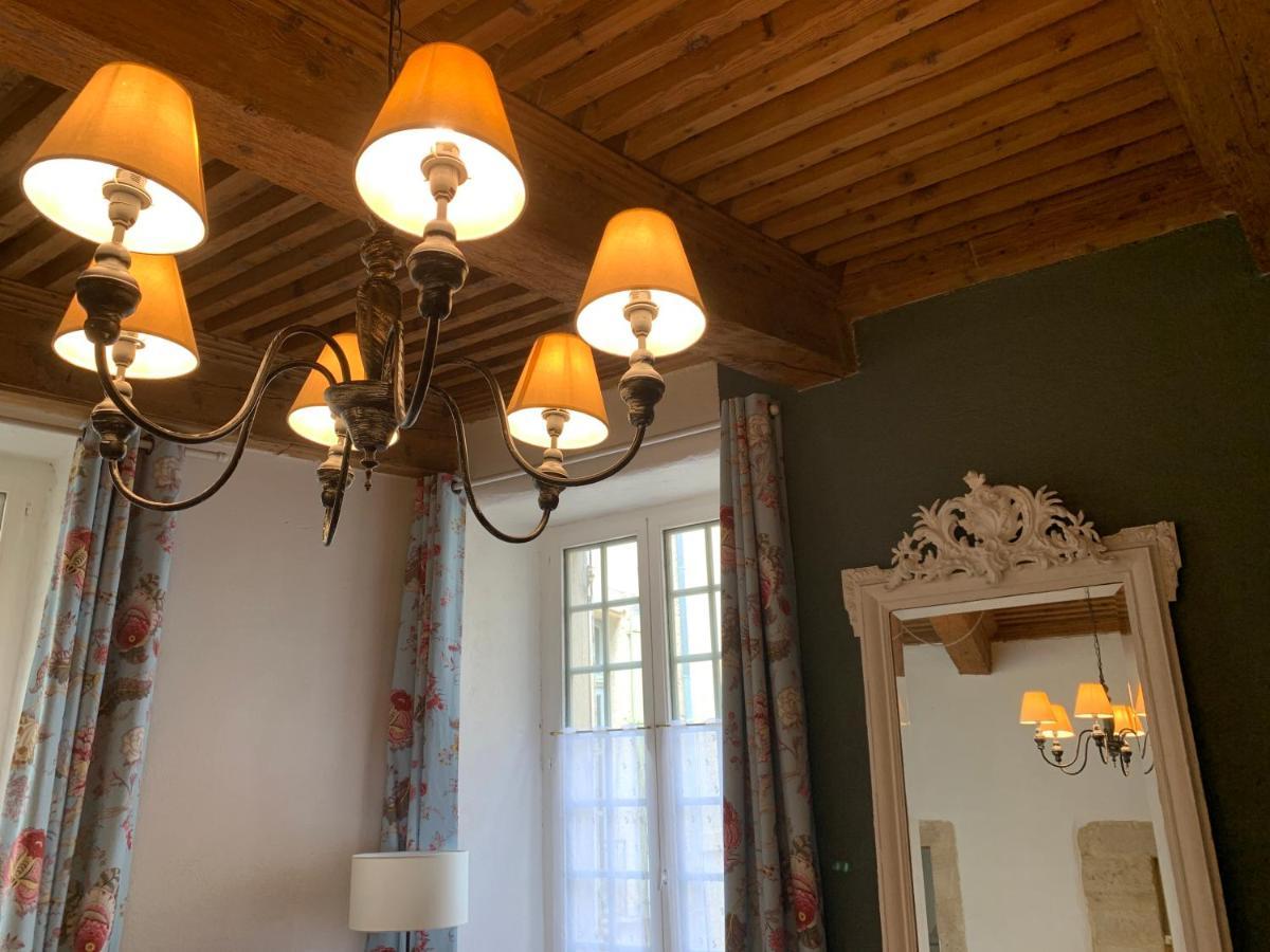 Appartement De Charme Dans Le Coeur Historique D'Uzes Uzès Exterior foto